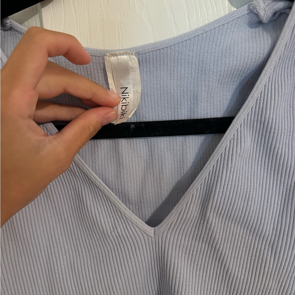 Periwinkle crop top - Picture 2 of 3